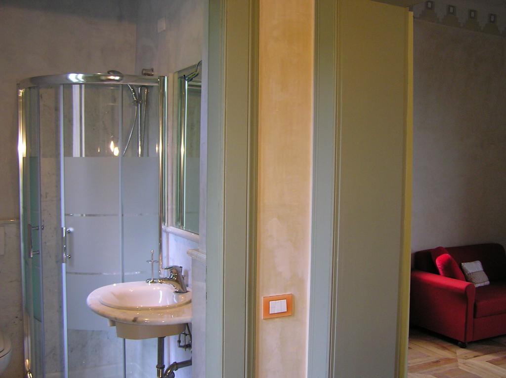 Bed & Breakfast Villa Palma Lovere Zimmer foto